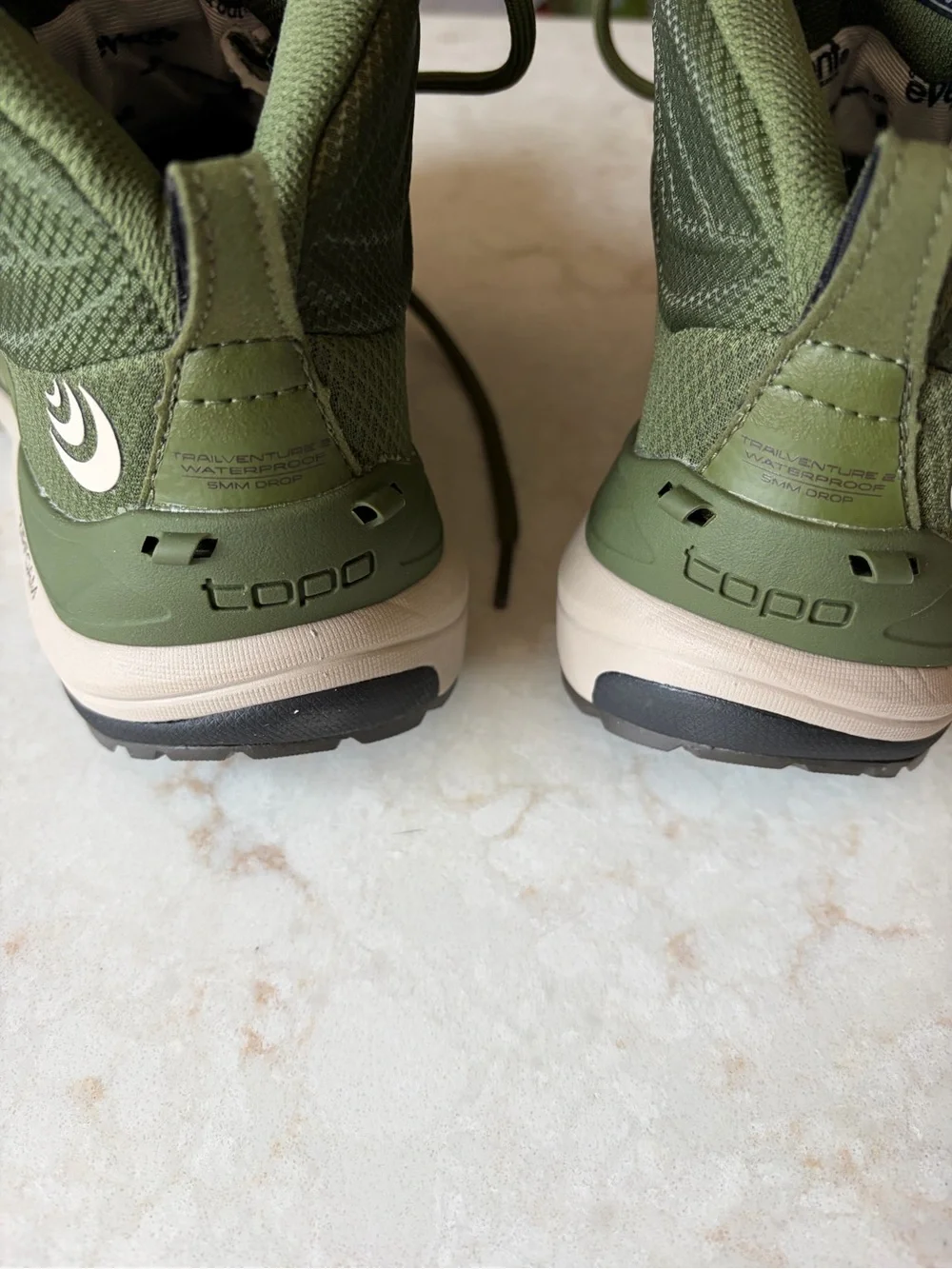 Women’s TOPO New Trailventure 2 WP Hiking Boot Green Tan Vibram Sole Size 6.0